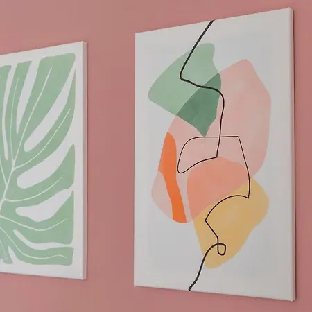 Maria's Bright Flats At The Cathedral