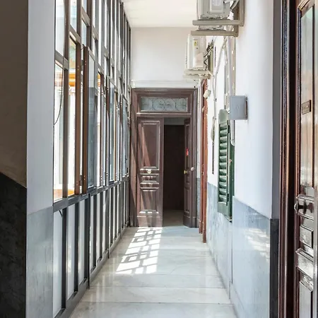 Maria's Bright Flats At The Cathedral *